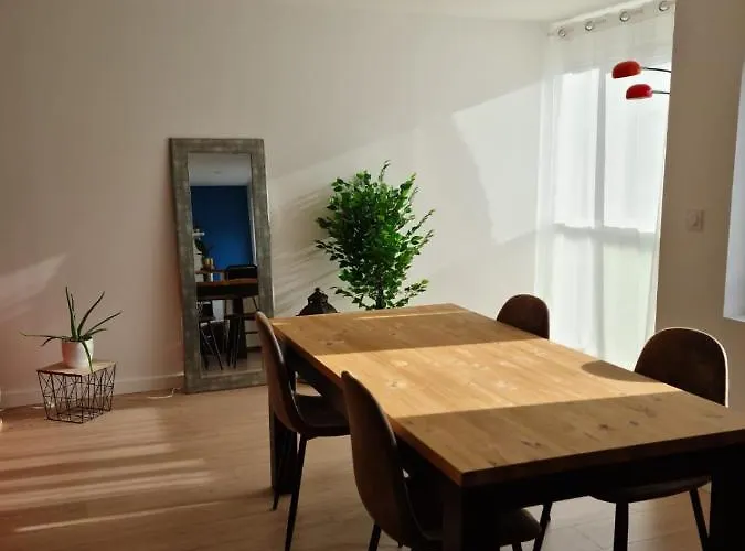 דירה De Maine - 75m2 Refait A Neuf אנז'ה